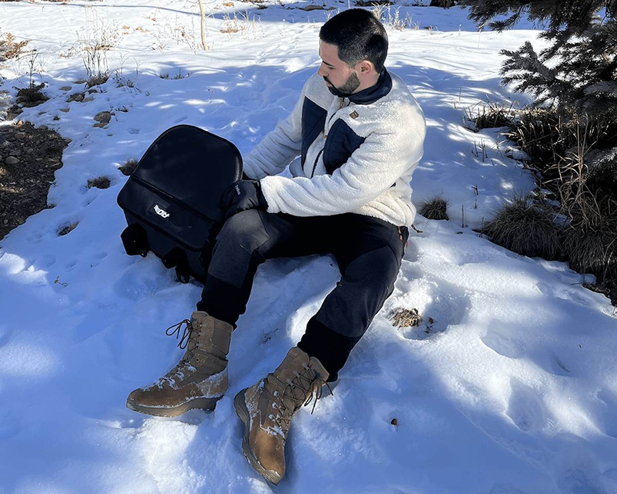 Carbon Series Stow N' Go Mini HD (18 Pack) - AO Coolers